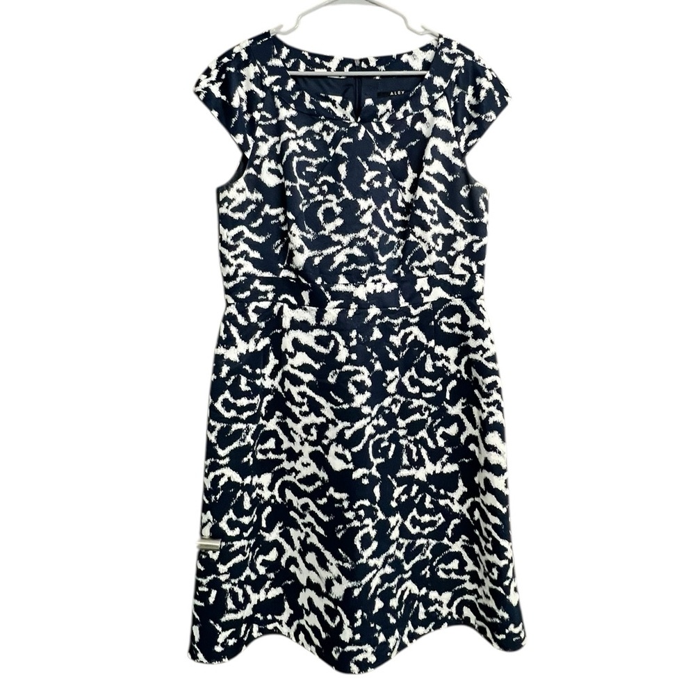 Alex Marie Fit and Flare Navy and White Print Dress Size 14
